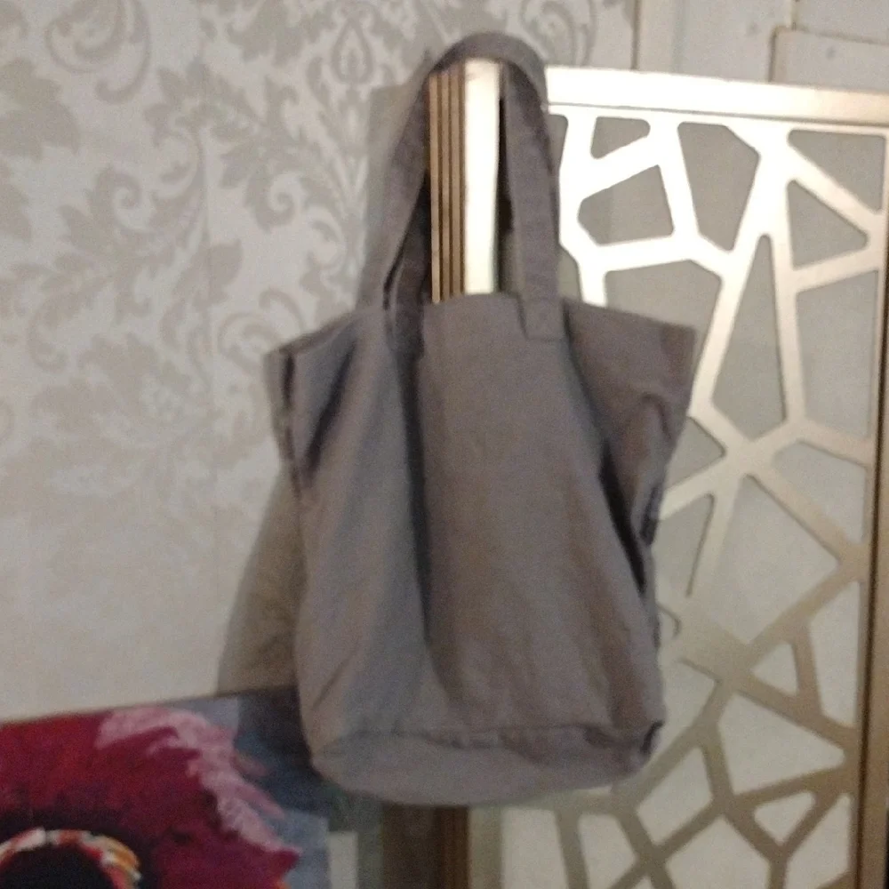 Silver and Gray Tote with Metallic Stripes - Picture 3 of 4